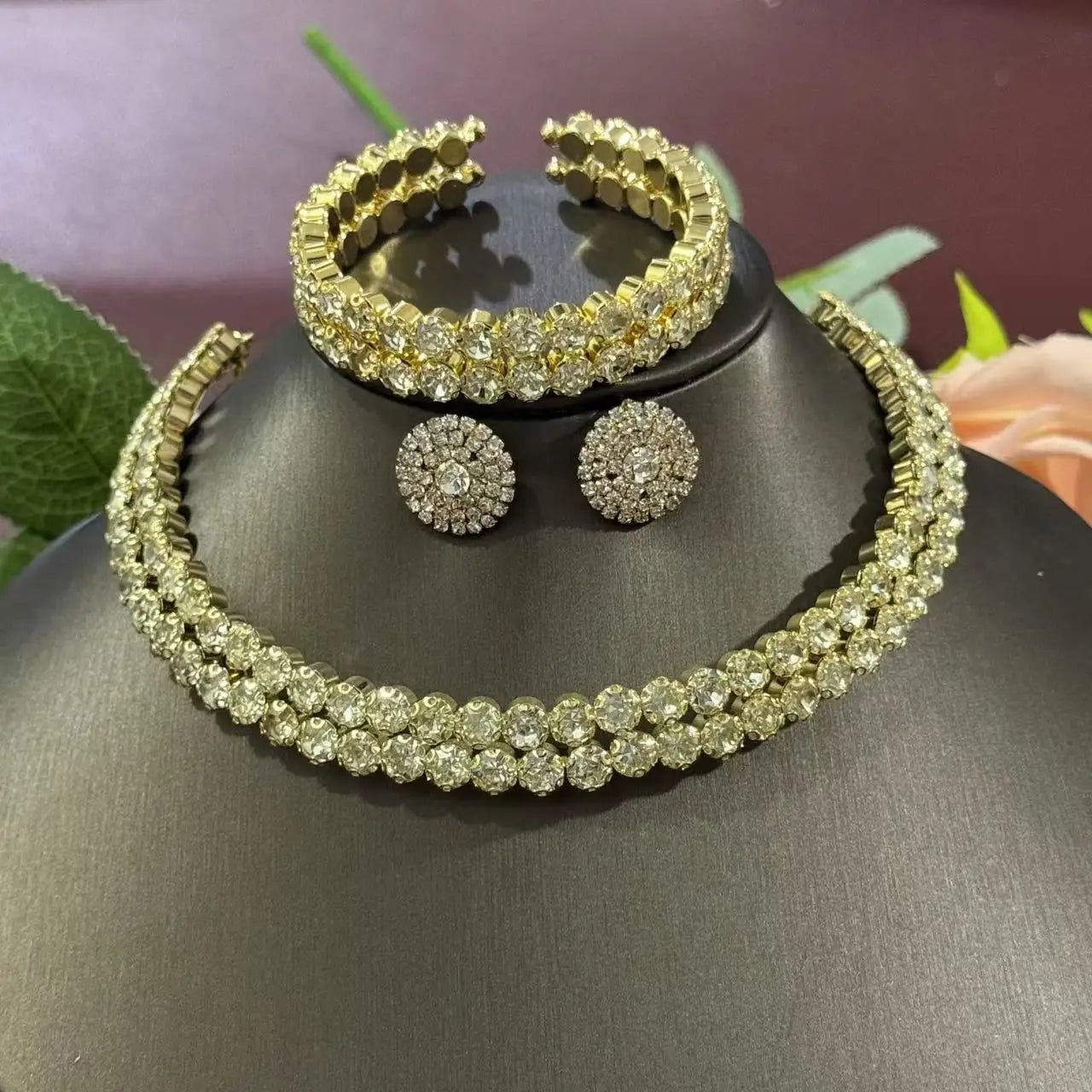 1 necklace, 1 pair of earrings, 1 bracelet, fashionable crystal, 3 - piece set, rhinestone claw chain, diamond inlaid collar jewel - The Shack