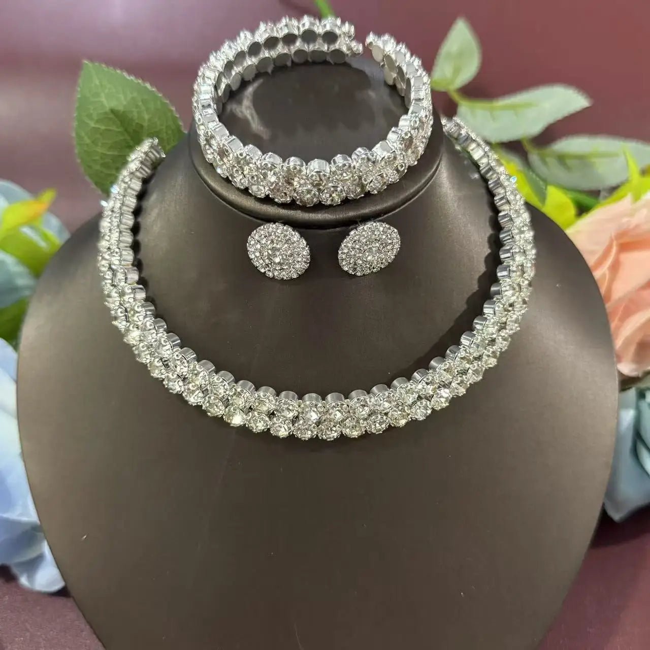 1 necklace, 1 pair of earrings, 1 bracelet, fashionable crystal, 3 - piece set, rhinestone claw chain, diamond inlaid collar jewel - The Shack