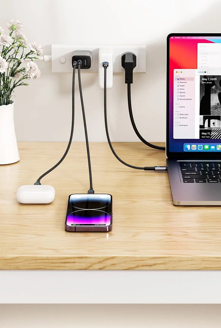 Toocki Phone Charger Strip Holder Stand For GaN USB Type C Charger Storage Bracket Punch - free Holder For Phone Charger 100W 140W - The Shack